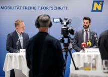 Im Zuge der Landesverkehrsreferentenkonferenz 2025 in Wr. Neustadt habe man „wesentliche Weichen in den Bereichen Verkehr, Mobilität und Infrastruktur gestellt“.