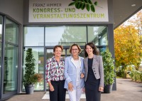 Eröffnung des „Franz Himmer Kongress- und Veranstaltungszentrums“ des Moorheilbads Harbach Eröffnung des „Franz Himmer Kongress- und Veranstaltungszentrums“ des Moorheilbads Harbach