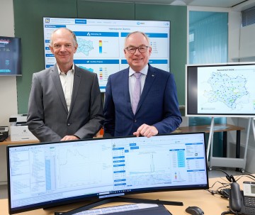 LH-Stellvertreter Stephan Pernkopf gemeinsam mit DI Martin Angelmaier (Leiter Gruppe Wasser).