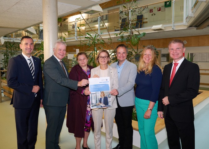 NÖ LGA und der Universität für Weiterbildung Krems starten neuen Masterstudiengang „Professional für Healthcare Management“