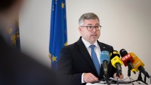 „Das Projekt ,HNÖ hilft!‘ zeigt, wie moderne Medizin funktionieren kann und wie wir doppelt davon profitieren“, sagte Landesrat Ludwig Schleritzko im Zuge der Pressekonferenz.