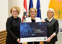 (v.l.) Landesrätin Christiane Teschl-Hofmeister, Landeshauptfrau Johanna Mikl-Leitner und Bundesministerin Klaudia Tanner.