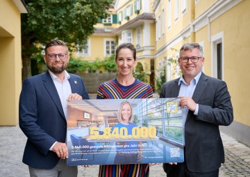 „Tut gut!“ mit mehr Begleitung in allen Lebensphasen: „Tut gut!“-Geschäftsführer Erwin Zeiler, „Tut gut!“-Markenbotschafterin Kati Bellowitsch und Landesrat Ludwig Schleritzko.