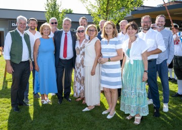 Gruppenfoto mit Vertretern des Lions Club Neuhofen/Ybbs.