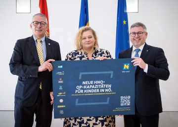 Präsentierten das Projekt „HNÖ hilft!“: Harald Schlögel, Präsident der Ärztinnen- und Ärztekammer, NÖ LGA Vorständin Elisabeth Bräutigam und Landesrat Ludwig Schleritzko.