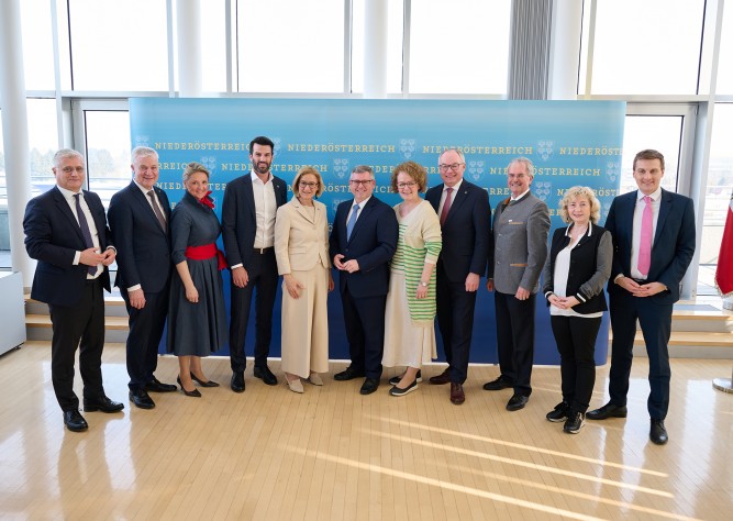 Ludwig Schleritzko offiziell als Landesrat verabschiedet