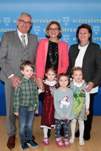 Blau-gelbes Familienpaket: 86 neue Gruppen für Kleinkinderbetreuung bereits eröffnet Blau-gelbes Familienpaket: 86 neue Gruppen für Kleinkinderbetreuung bereits eröffnet